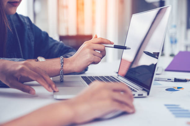 Le secteur du e-commerce profite énormément de l’optimisation SEO. En effet, les boutiques en ligne doivent attirer